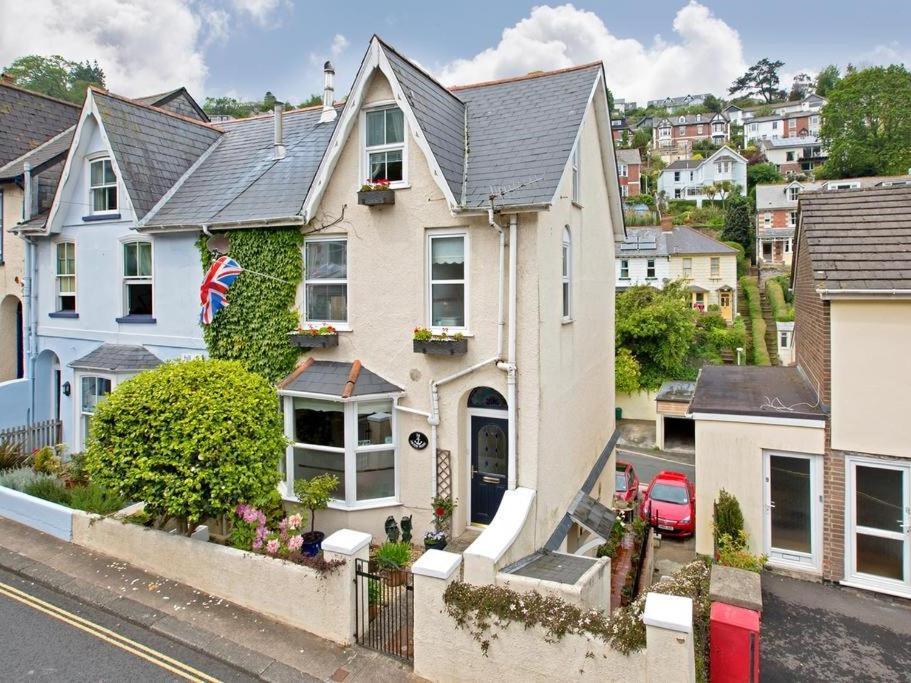 Anchor House Bed and Breakfast Dartmouth Eksteriør billede